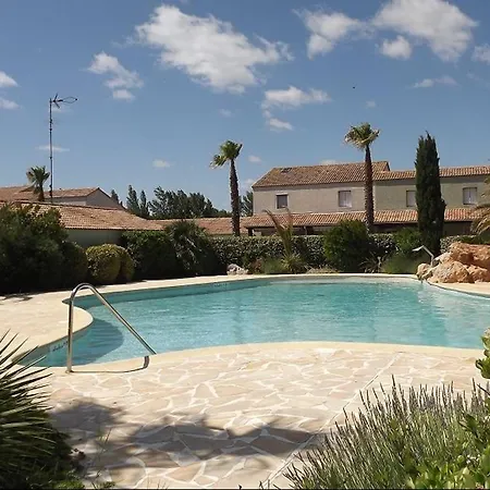 Pavillon 6 Pers En Résidence Avec Piscine Et Wifi à 700m De La - Fr-1-781-86 *